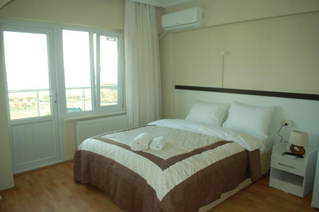 Flora Hotel Burhanli Екстер'єр фото
