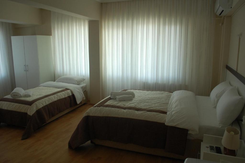 Flora Hotel Burhanli Екстер'єр фото