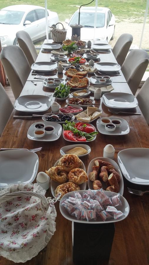 Flora Hotel Burhanli Екстер'єр фото